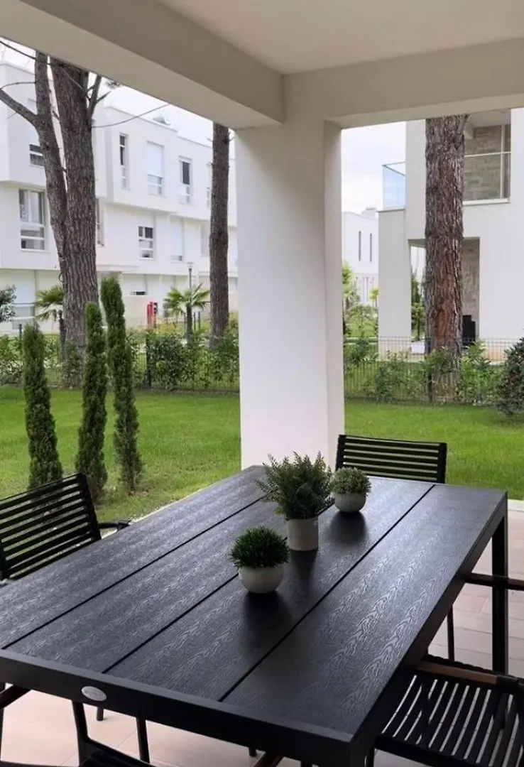 Eme Apartments - Kompleksi San Pietro, Gjiri I Lalzit Durrës