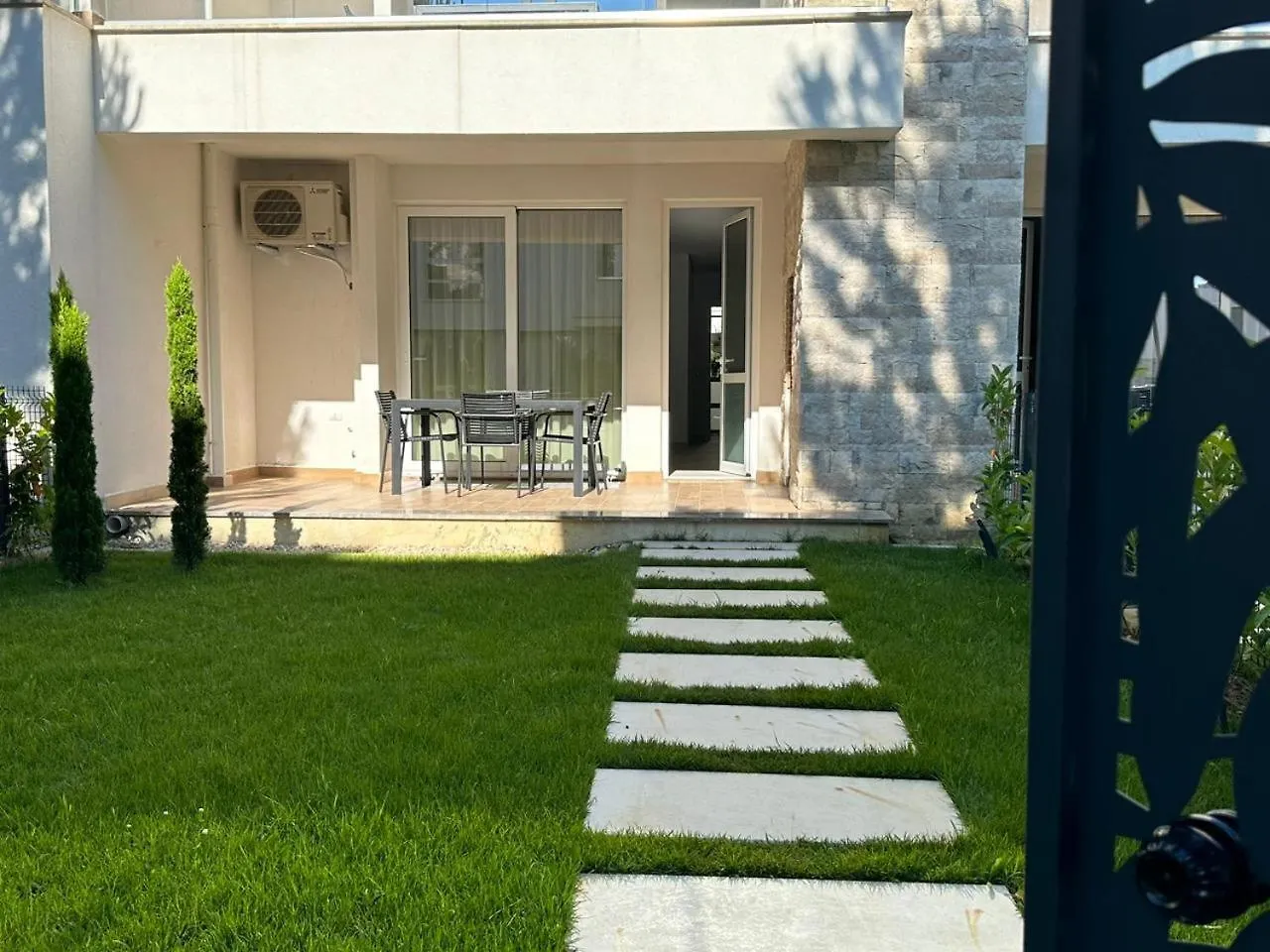 Eme Apartments - Kompleksi San Pietro, Gjiri I Lalzit Durrës